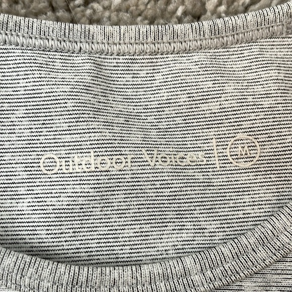 Outdoor Voices Two Tone Athena Crop - Picture 3 of 3